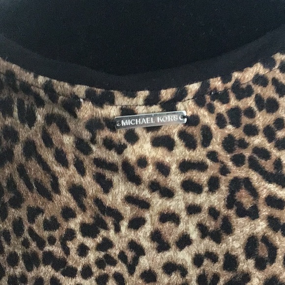 Michael Kors Leopard Top - Picture 5 of 9